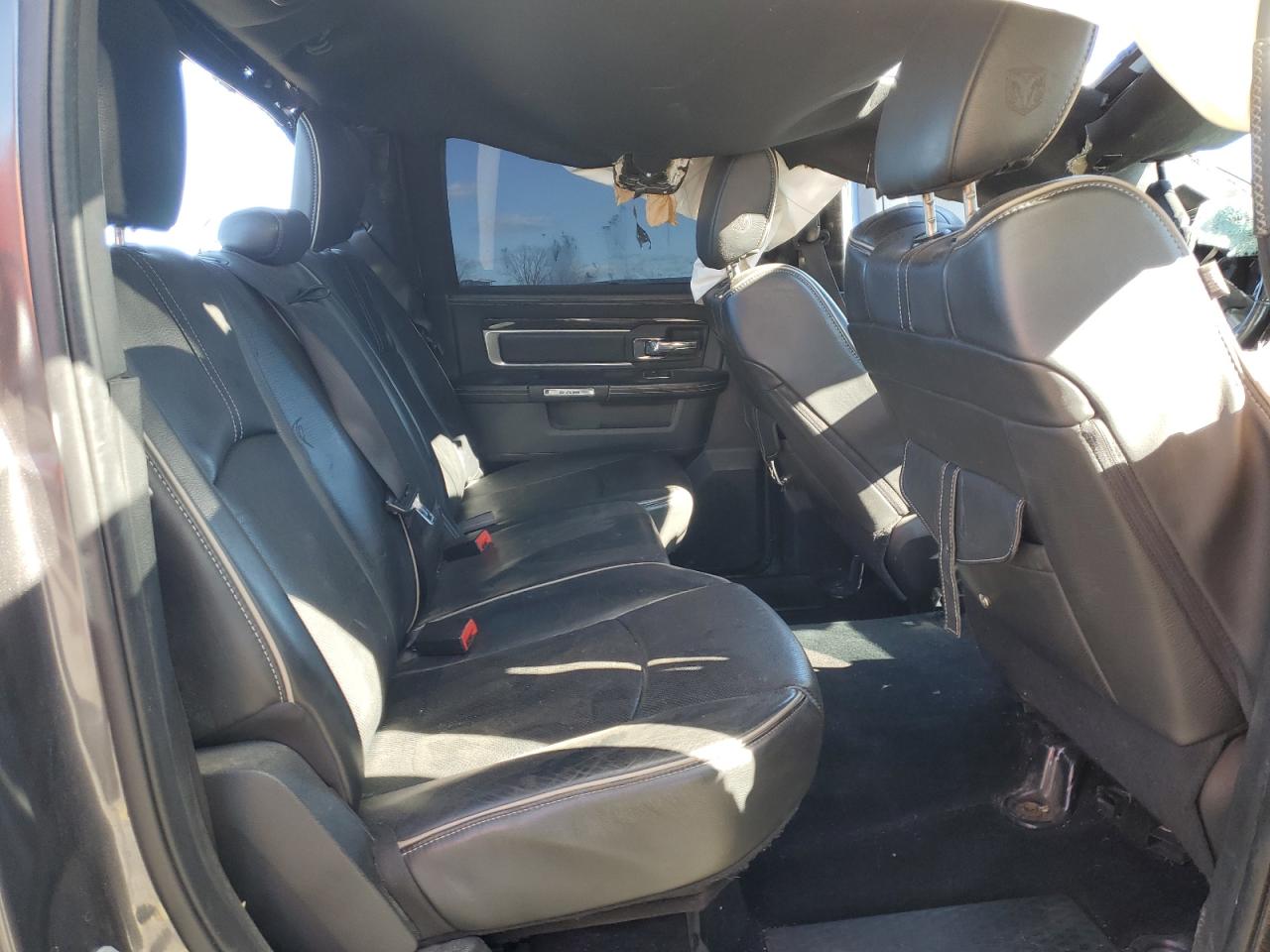 2017 Ram 1500 Longhorn VIN: 1C6RR7PT2HS532279 Lot: 92895605