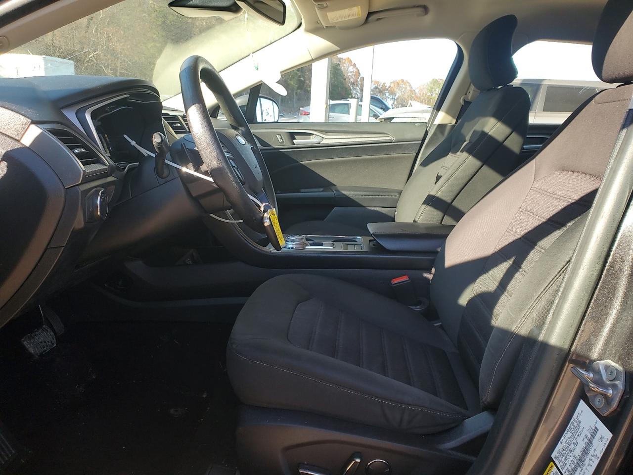 2019 Ford Fusion Se VIN: 3FA6P0HD2KR245727 Lot: 93489135