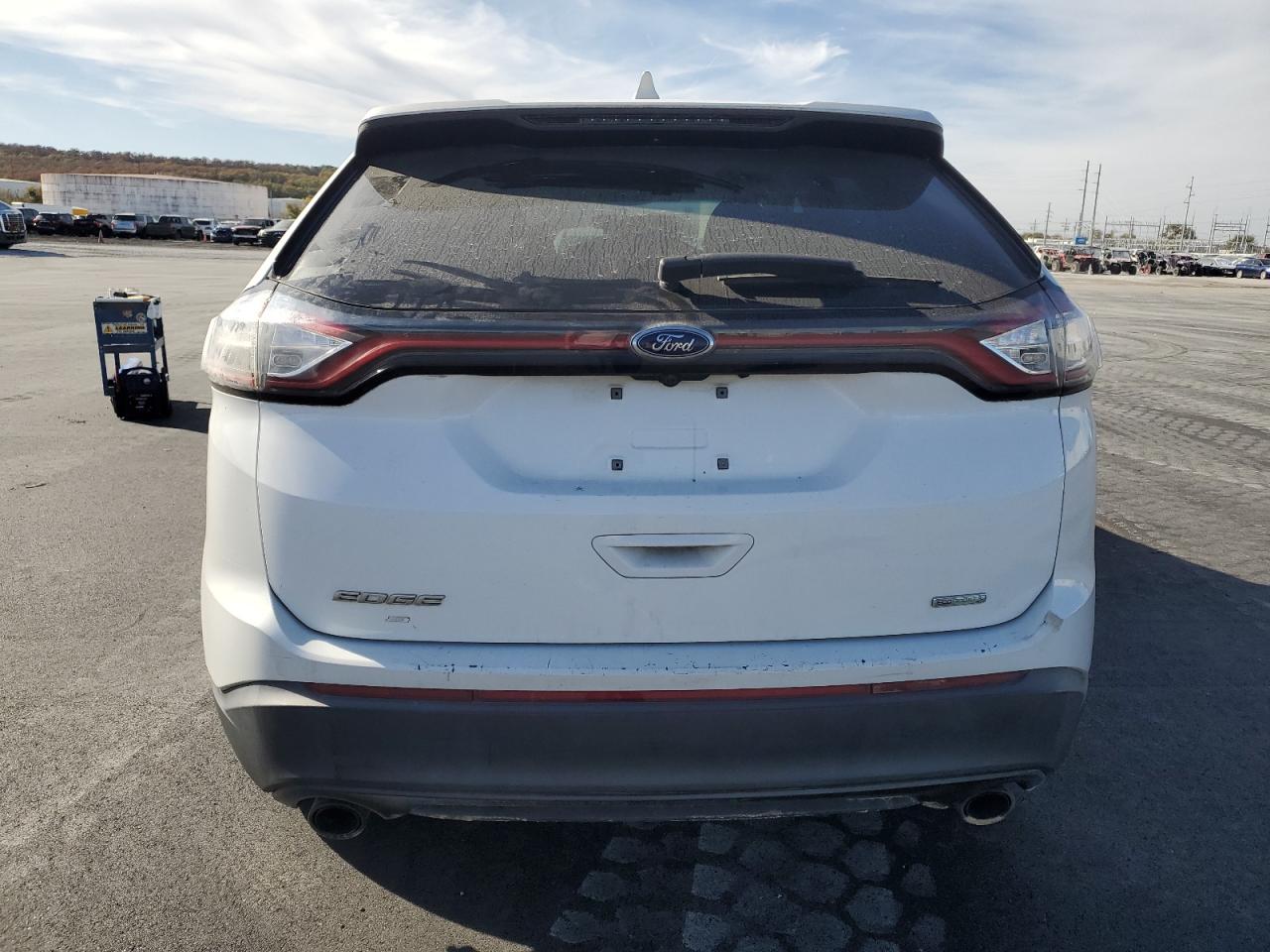 2016 Ford Edge Se VIN: 2FMPK3G96GBC40365 Lot: 92403635