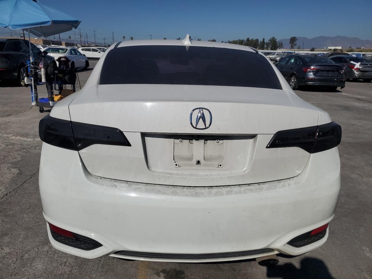 2018 Acura Ilx Base Watch Plus VIN: 19UDE2F31JA005916 Lot: 91870365