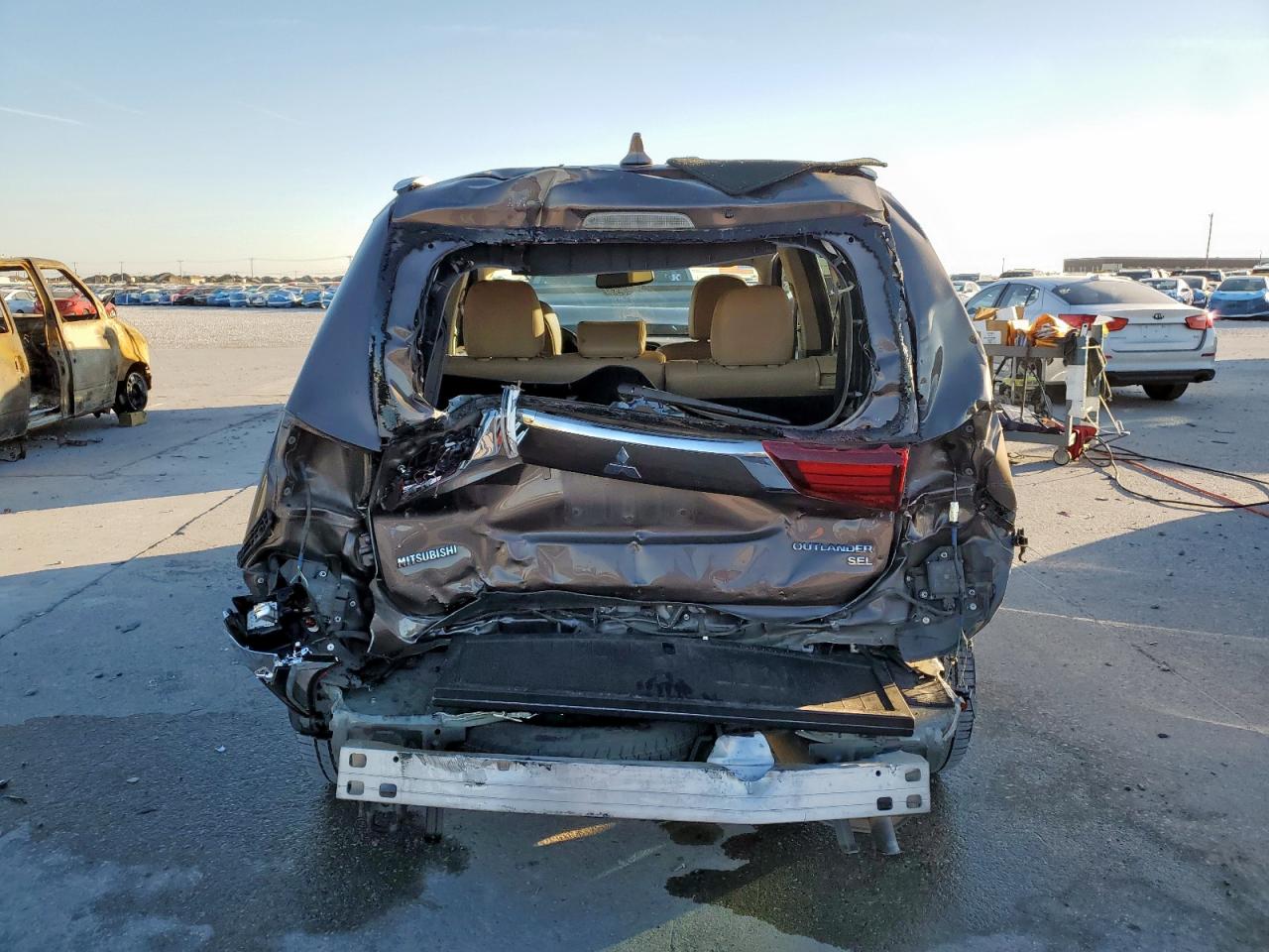 2018 Mitsubishi Outlander Se VIN: JA4AD3A35JZ045610 Lot: 91407215