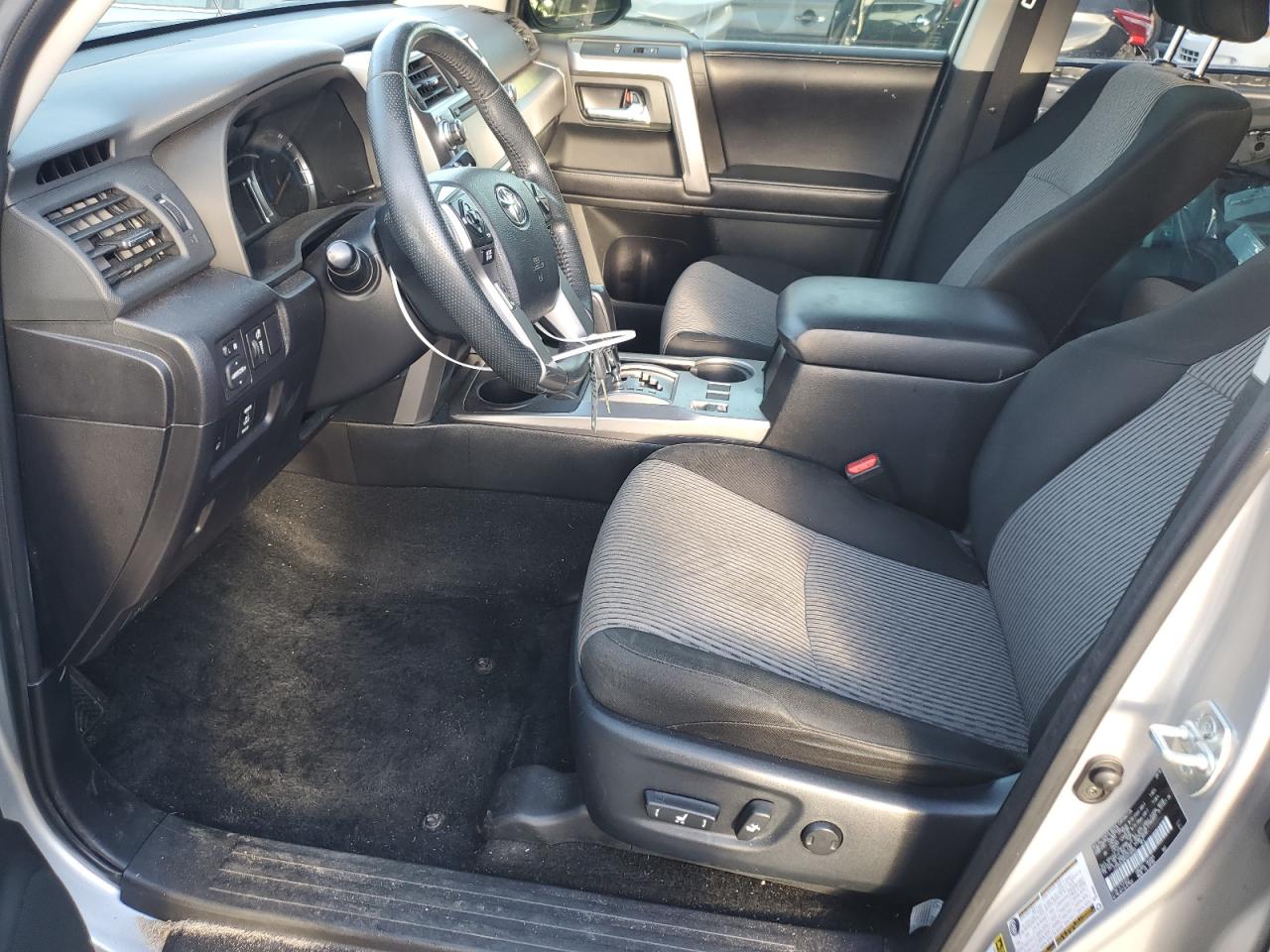 2016 Toyota 4Runner Sr5/Sr5 Premium VIN: JTEBU5JRXG5376950 Lot: 92292575