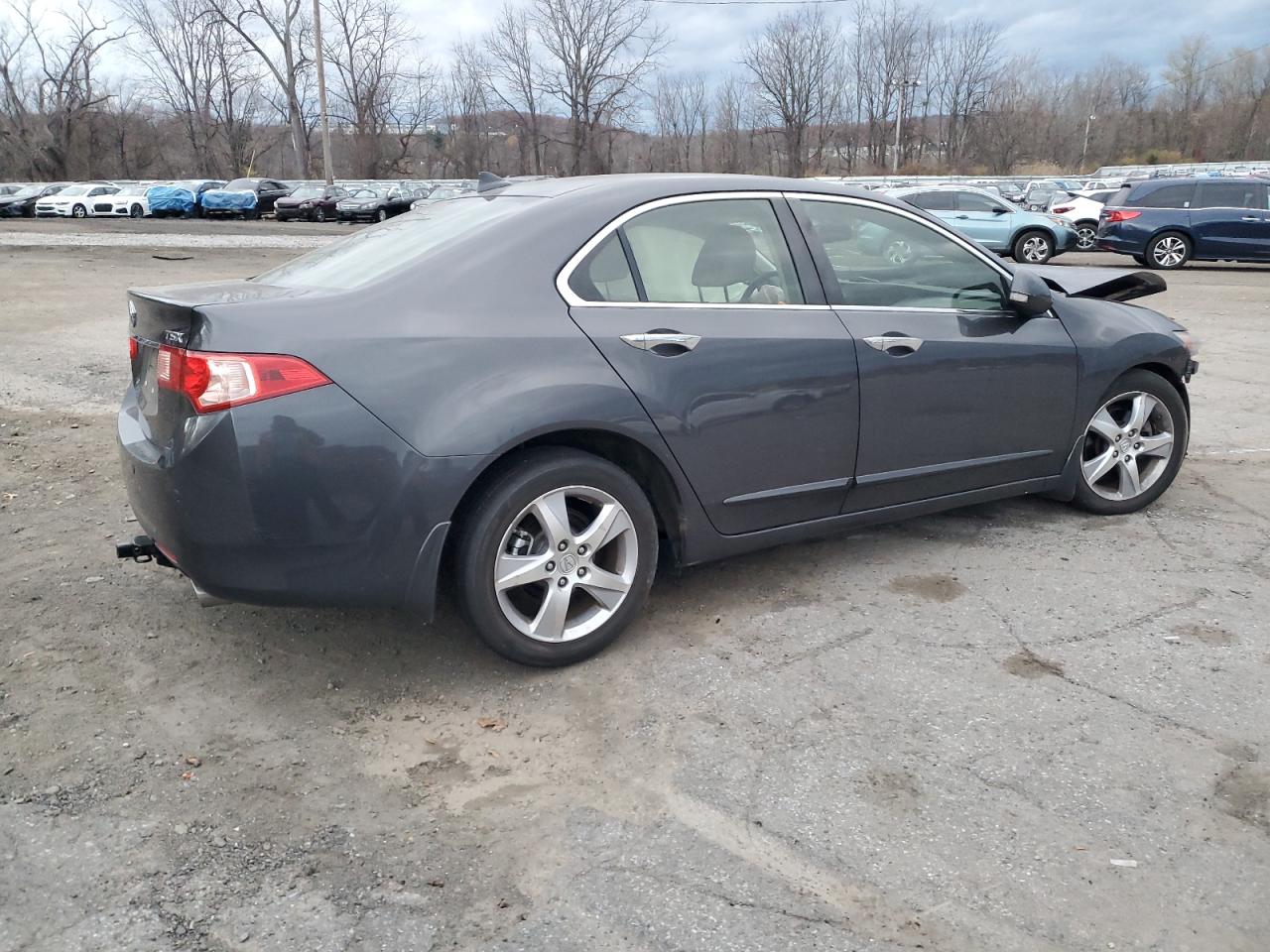 Фото: JH4CU2F65EC004753