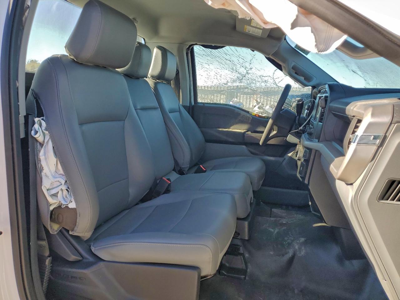 2022 Ford F150 VIN: 1FTMF1C50NKE12475 Lot: 92280145