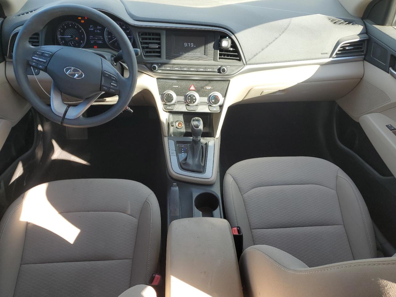 2019 Hyundai Elantra Se VIN: 5NPD74LF6KH488638 Lot: 92444615