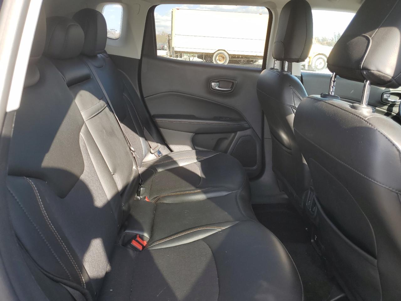 2020 Jeep Compass Latitude VIN: 3C4NJCBB7LT115043 Lot: 92939515