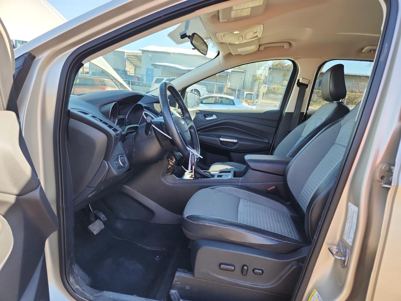 2018 Ford Escape Se VIN: 1FMCU9GD6JUD21304 Lot: 92184355