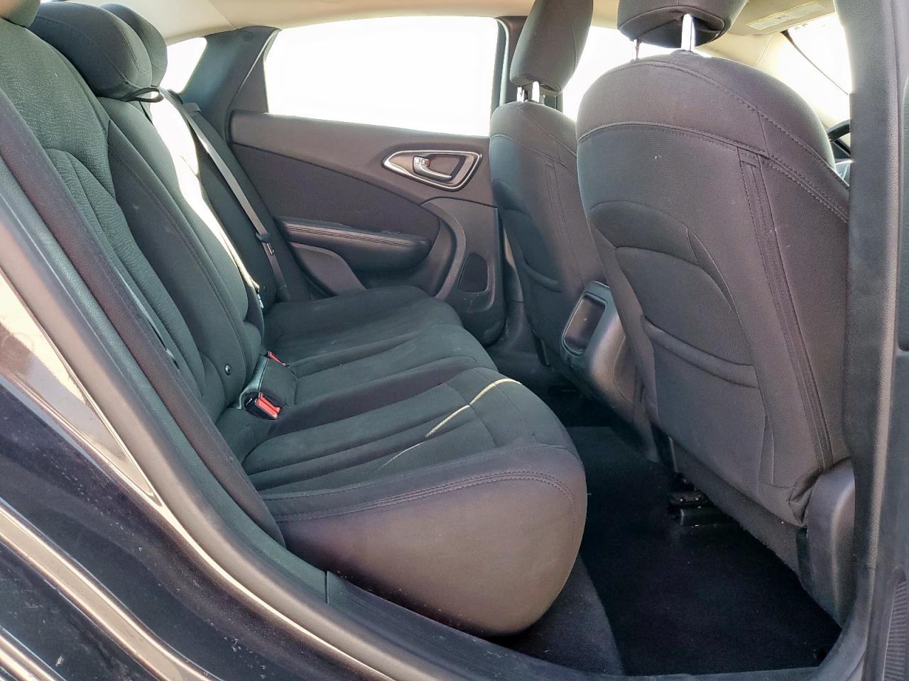 2016 Chrysler 200 Lx VIN: 1C3CCCFBXGN196562 Lot: 93061255