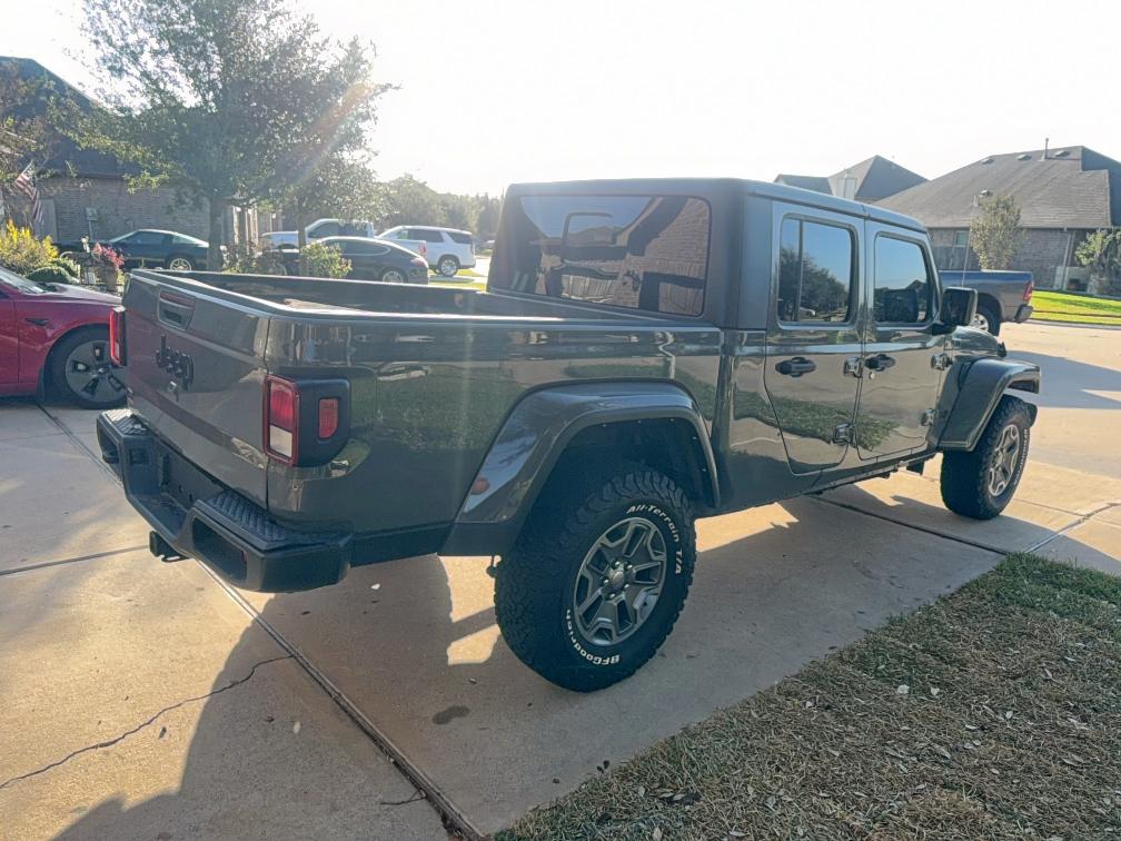  JEEP GLADIATOR 2022 Угольный