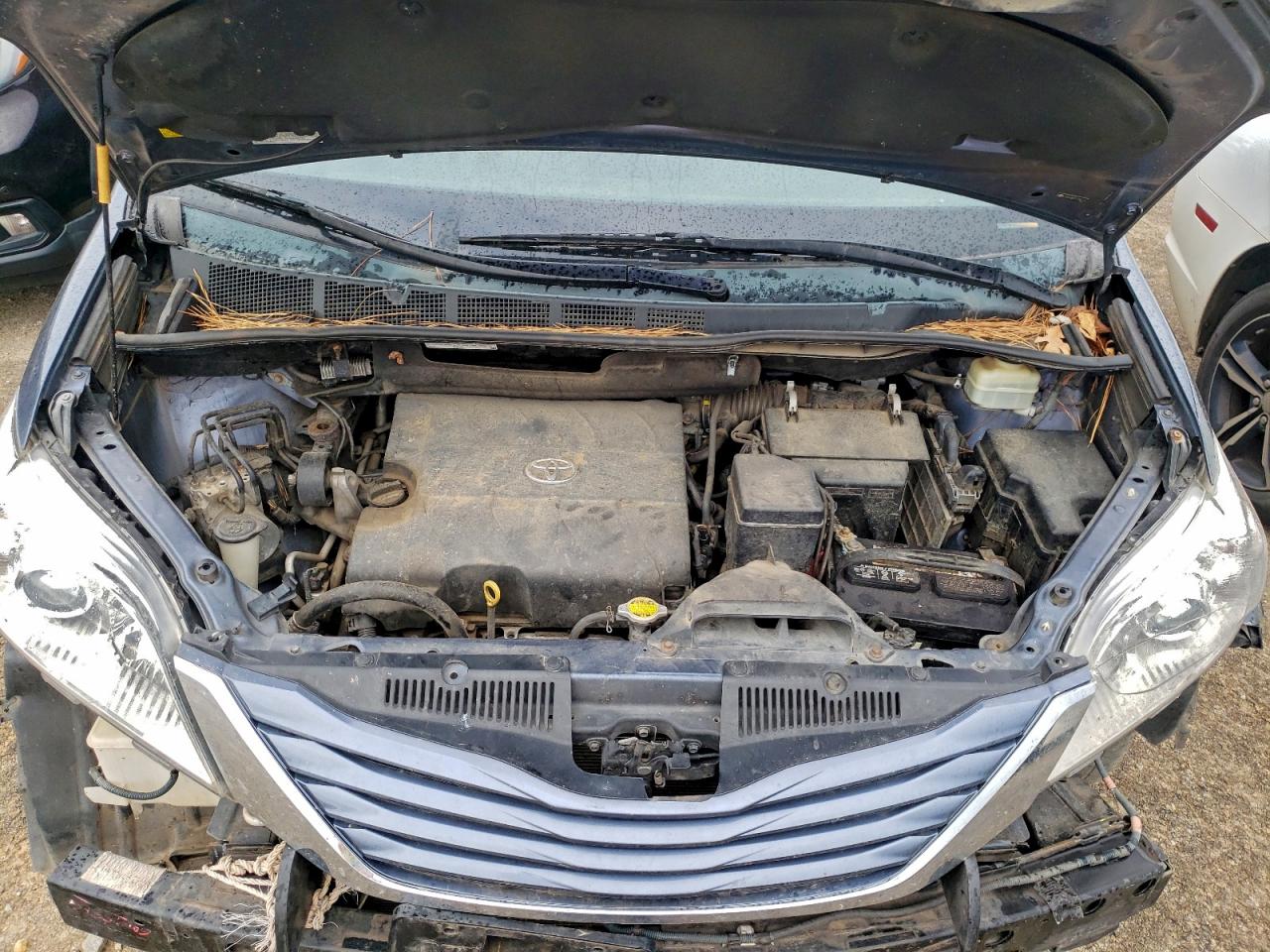 2015 Toyota Sienna Le VIN: 5TDJK3DC6FS095741 Lot: 92858565