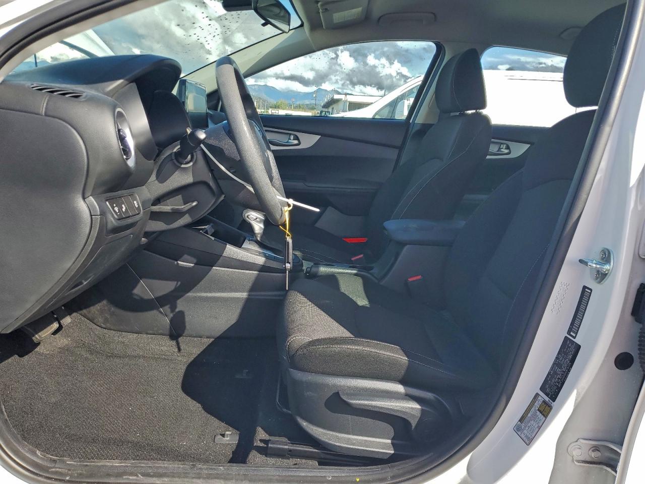 2024 Kia Forte Lx VIN: 3KPF24AD9RE819106 Lot: 93266015