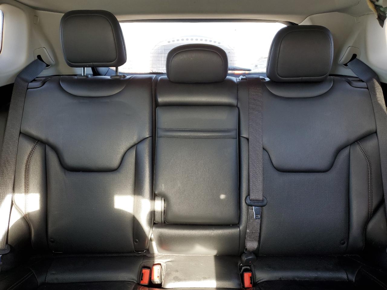 2019 Jeep Compass Limited VIN: 3C4NJDCB5KT827196 Lot: 93056435