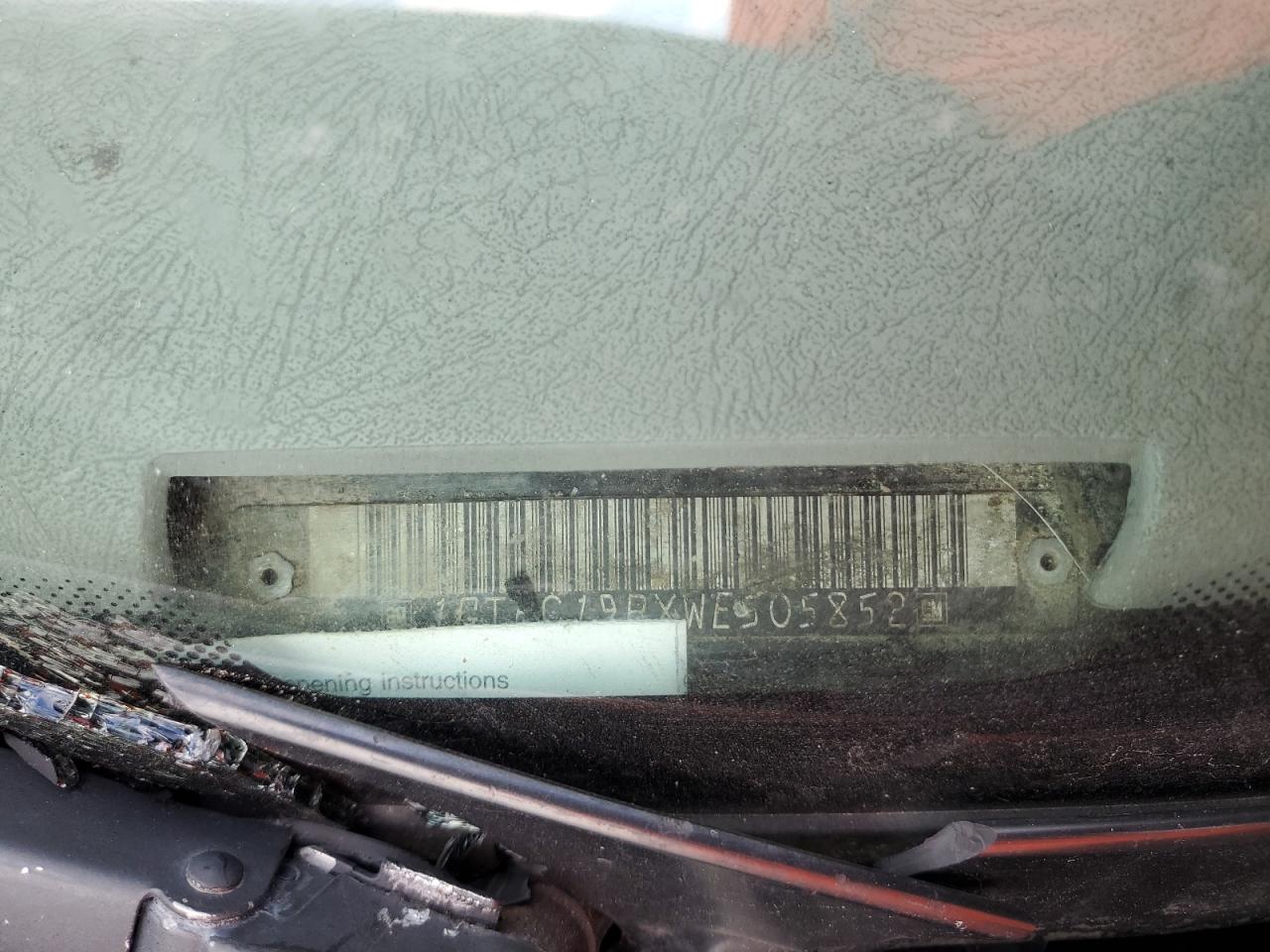 1998 GMC Sierra C1500 VIN: 1GTEC19RXWE505852 Lot: 92768185