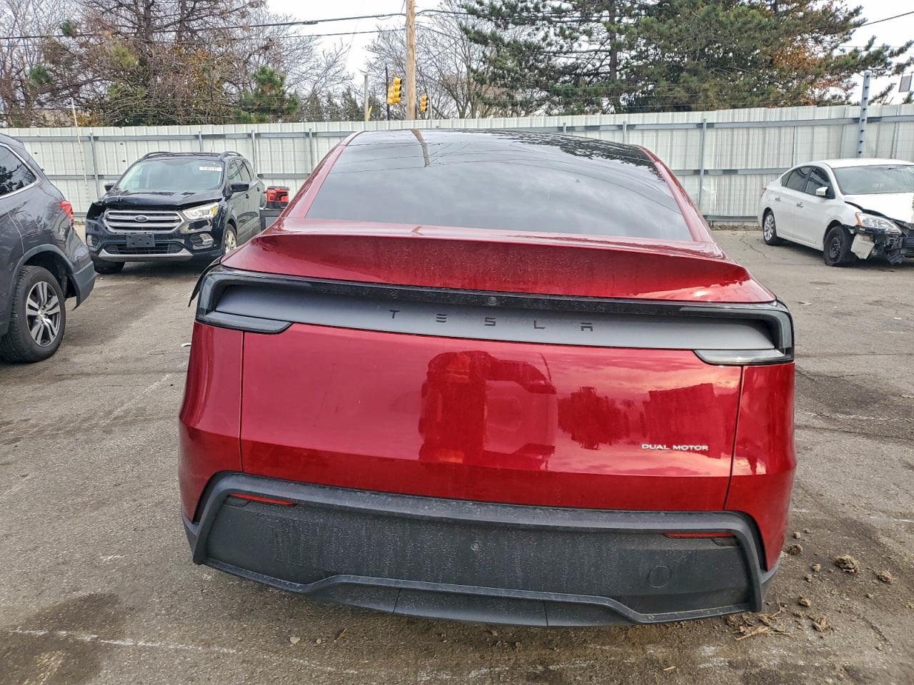 2026 Tesla Model Y VIN: 7SAYGDEE1TA473650 Lot: 93499135