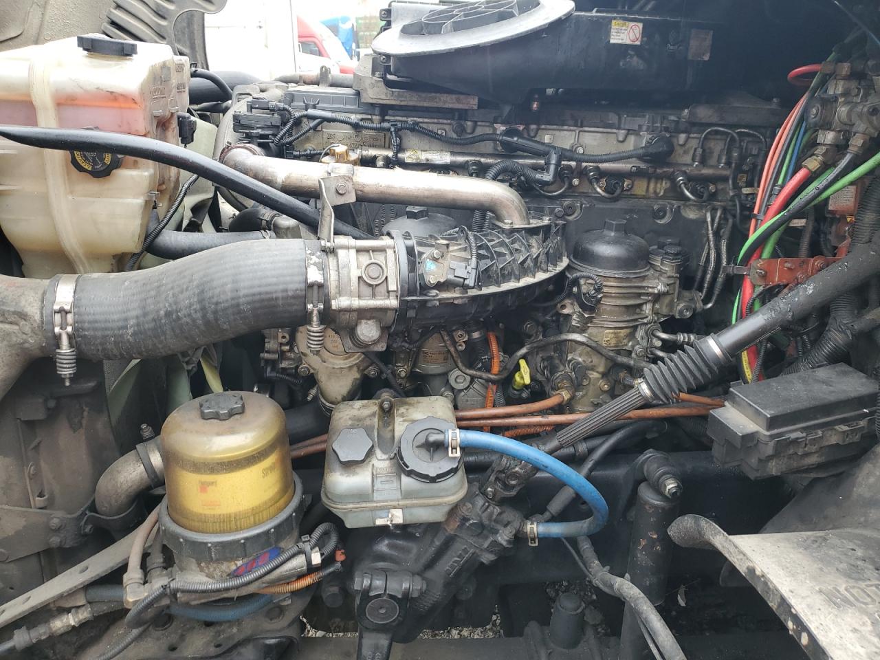 2016 Freightliner Cascadia 125 Semi Truck VIN: 3AKJGLD5XGSHK2897 Lot: 92880875