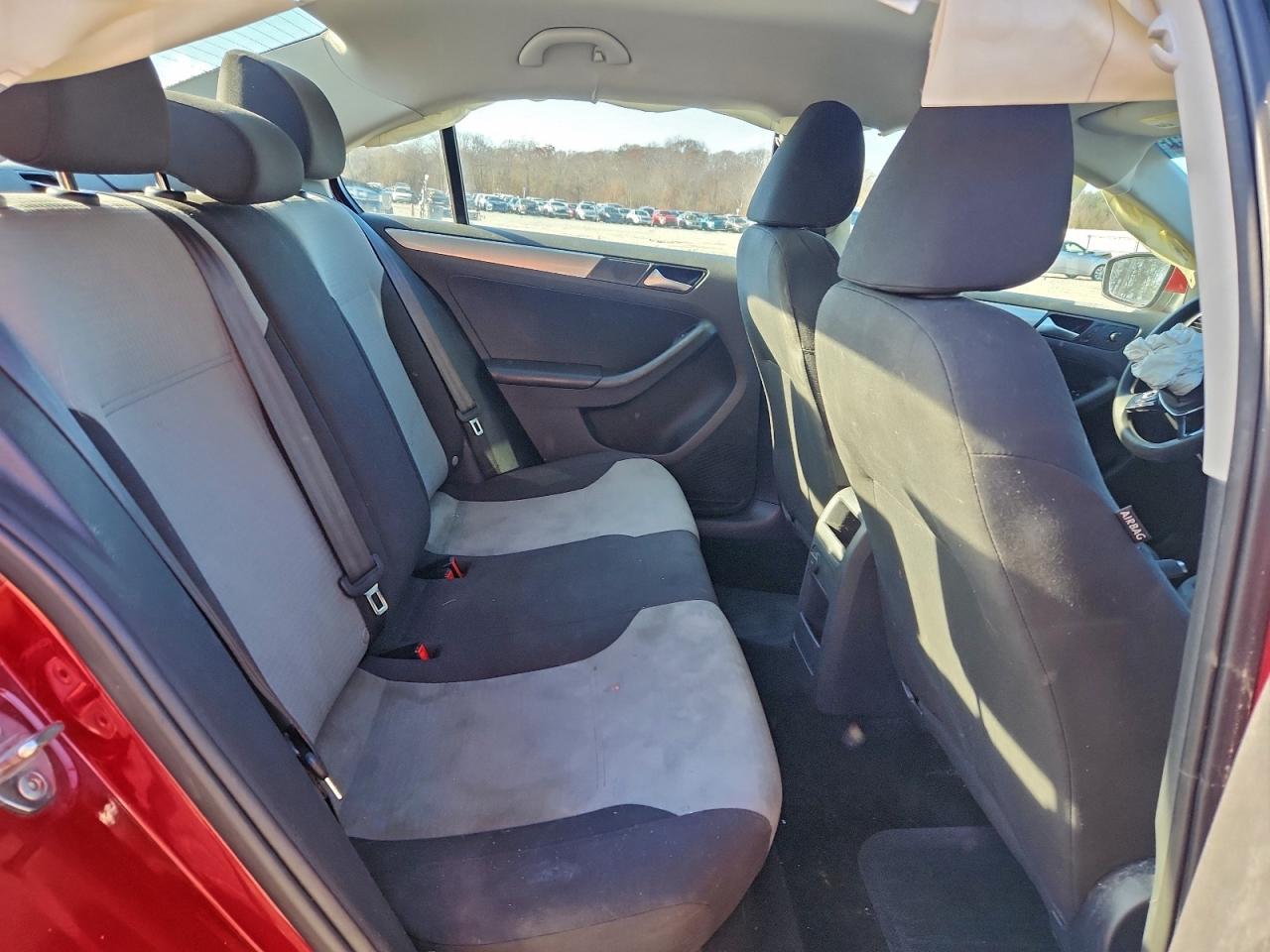 2017 Volkswagen Jetta S VIN: 3VW2B7AJ7HM323700 Lot: 94542205