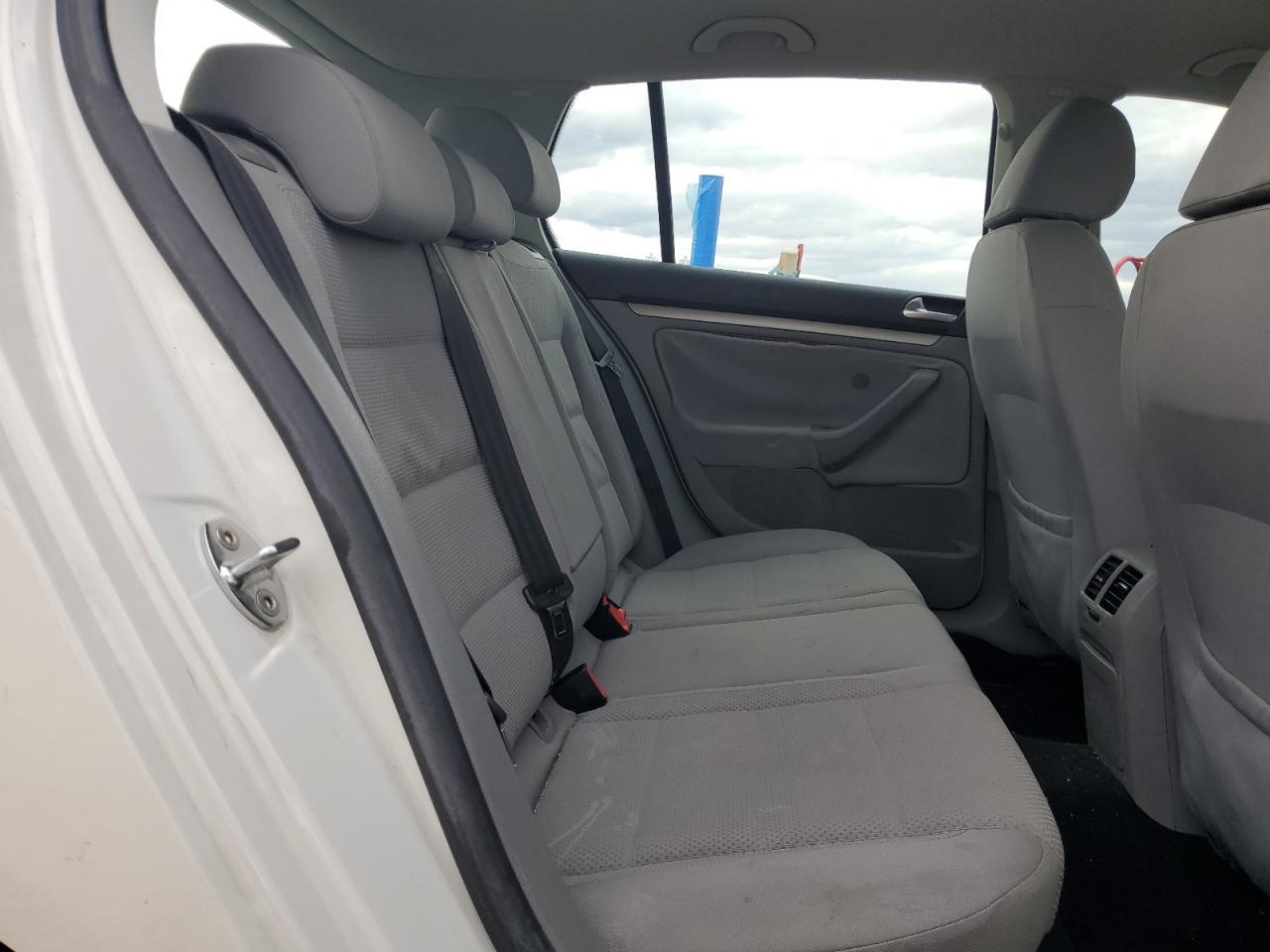 2007 Volkswagen Rabbit VIN: WVWDR71K07W222674 Lot: 92088625