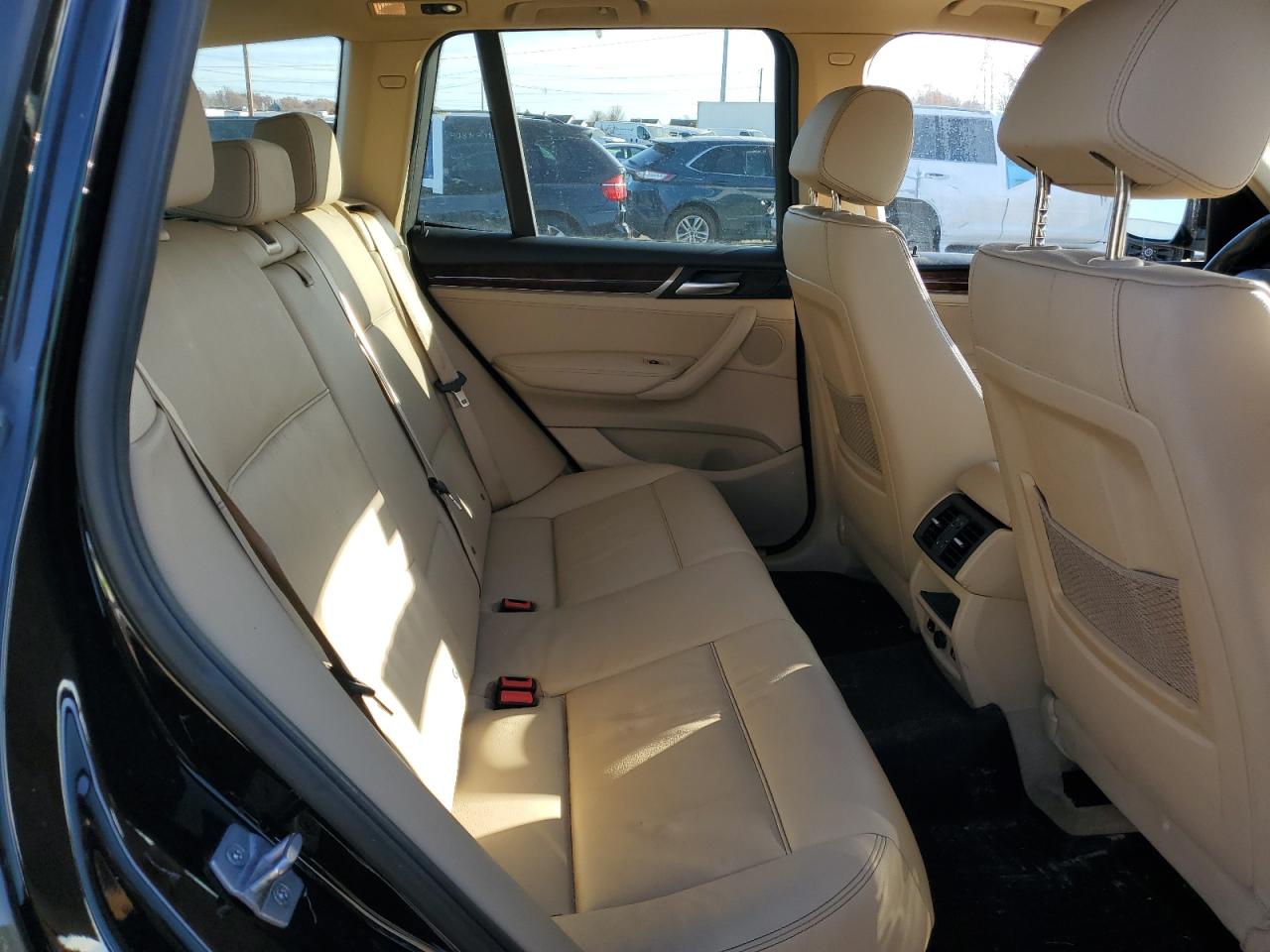 Фото: 5UXWX9C58G0D70478