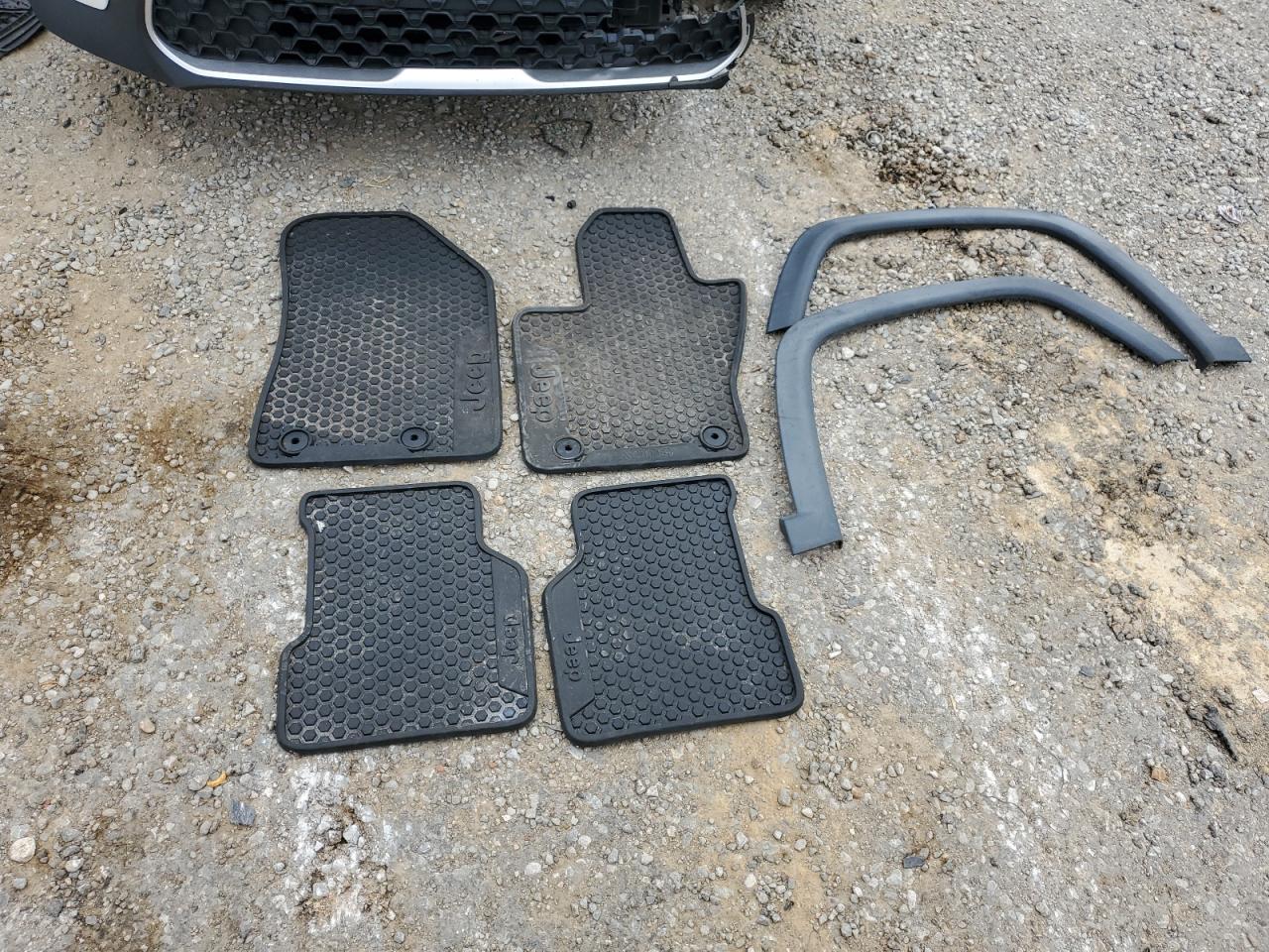 2018 Jeep Compass Sport VIN: 3C4NJDABXJT132164 Lot: 93132745