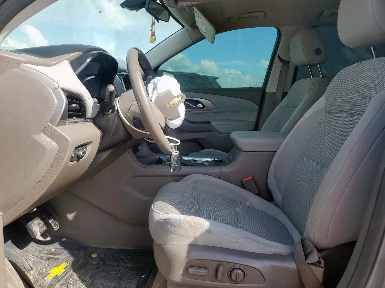 2019 Chevrolet Traverse Lt VIN: 1GNERGKW5KJ197421 Lot: 93558805