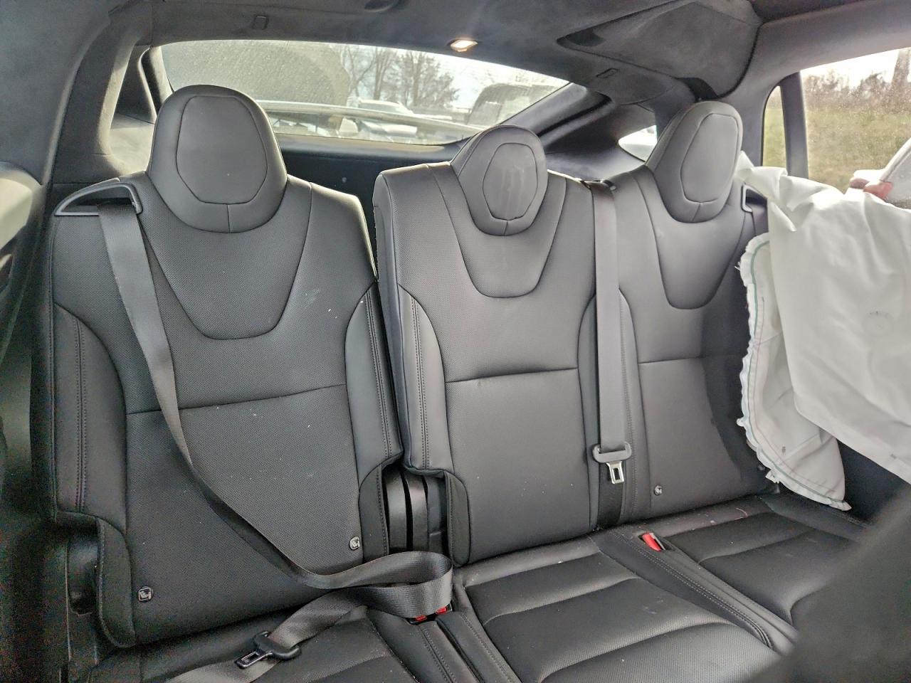 2024 Tesla Model X VIN: 7SAXCDE59RF452693 Lot: 93271555