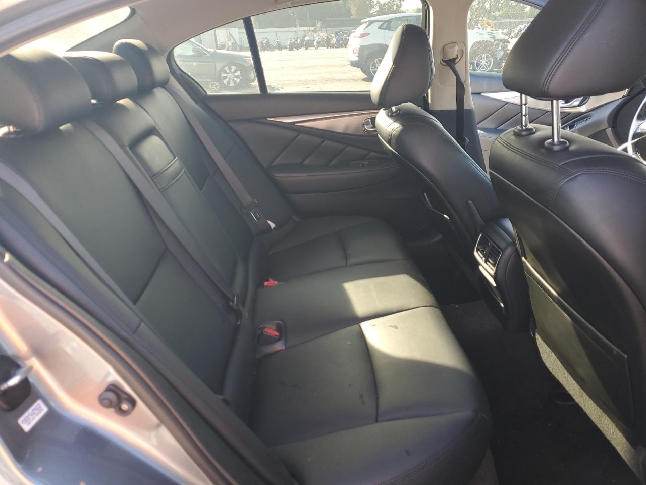 2015 Infiniti Q50 Base VIN: JN1BV7AP2FM341001 Lot: 93435565