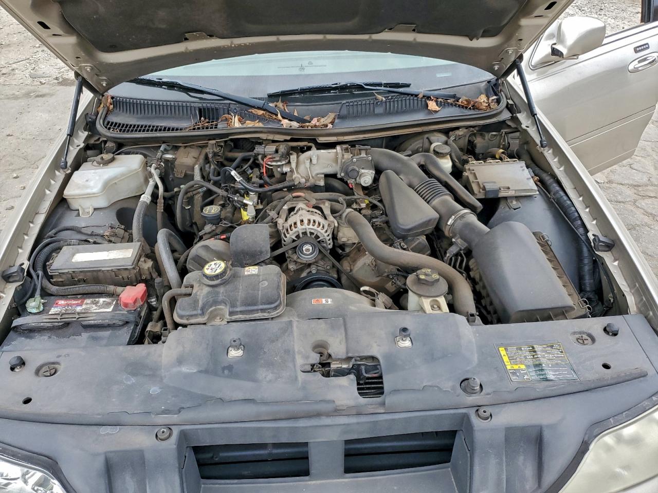 2005 Lincoln Town Car Signature VIN: 1LNHM81W25Y648128 Lot: 93131275