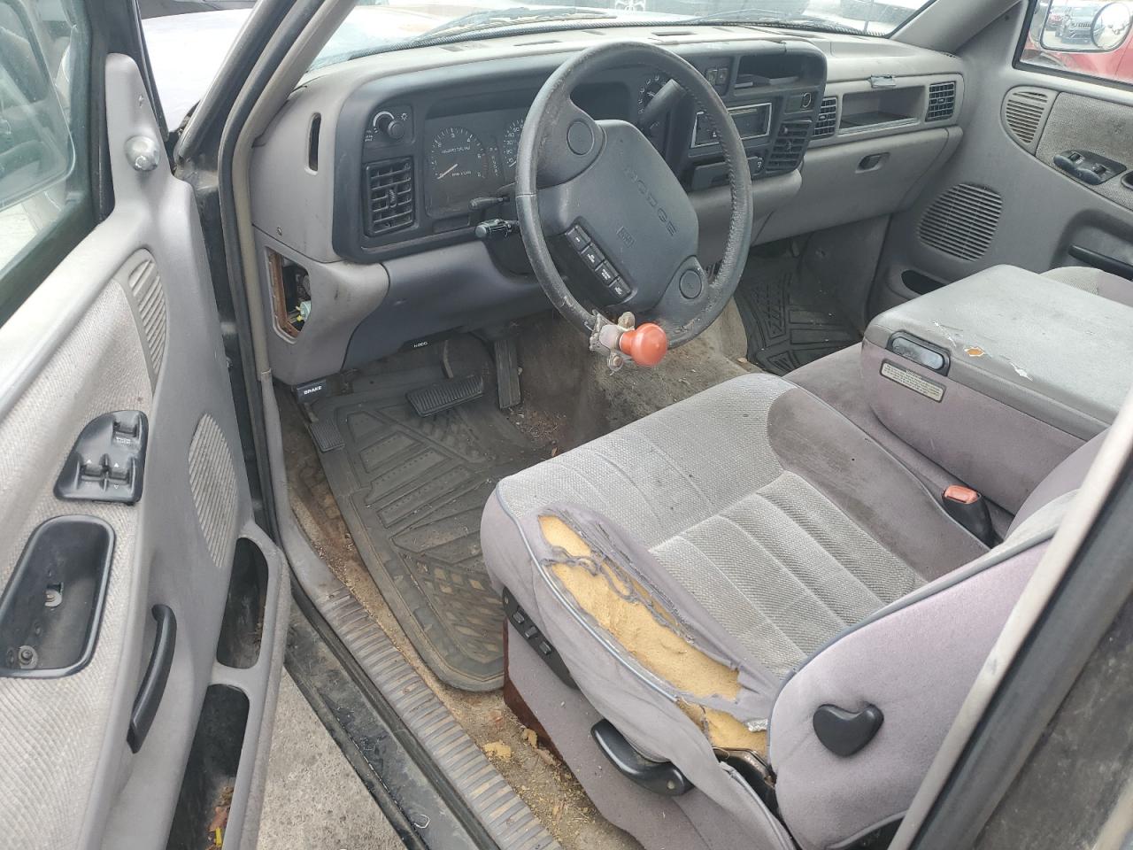 1995 Dodge Ram 1500 VIN: 1B7HC16Z4SS386211 Lot: 92499195