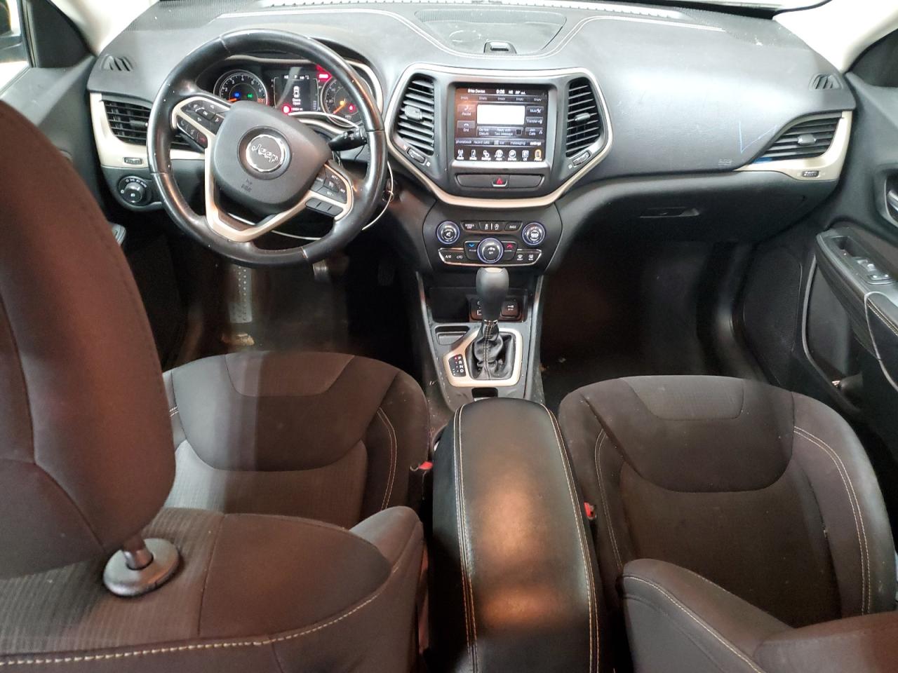 2015 Jeep Cherokee Latitude VIN: 1C4PJLCS5FW690148 Lot: 93621915