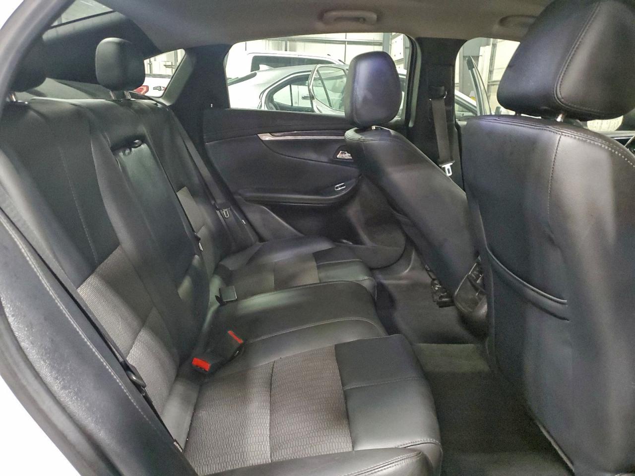 2017 Chevrolet Impala Lt VIN: 1G1105S33HU214695 Lot: 93724395