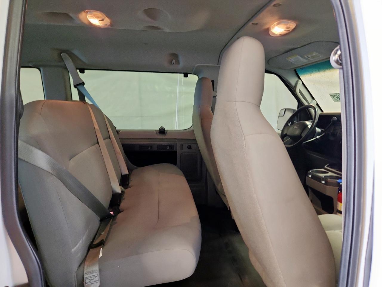 2013 Ford Econoline E350 Super Duty Wagon VIN: 1FBNE3BL1DDB05424 Lot: 92719525