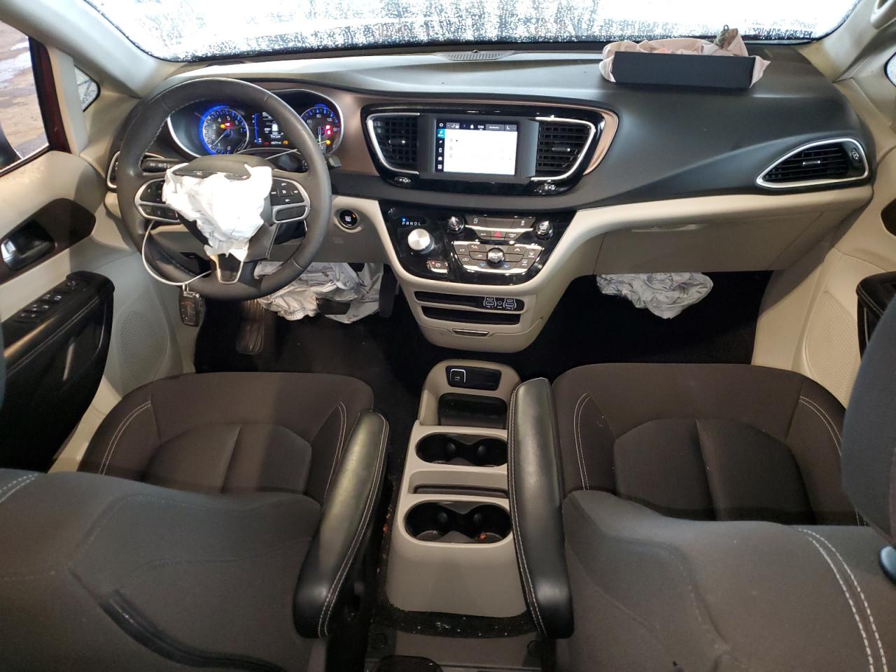 2022 Chrysler Voyager Lx VIN: 2C4RC1CG8NR218889 Lot: 92857245