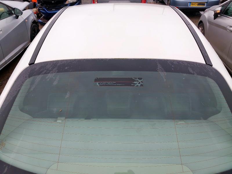 2015 MERCEDES-BENZ C CLASS C200 BLUETEC SE 4DR AUTO