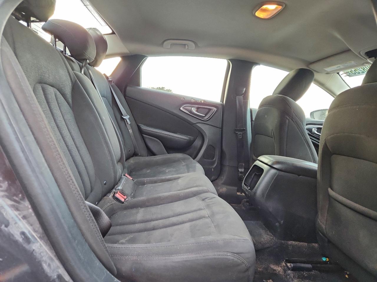 2016 Chrysler 200 Limited VIN: 1C3CCCAB9GN168890 Lot: 94308255