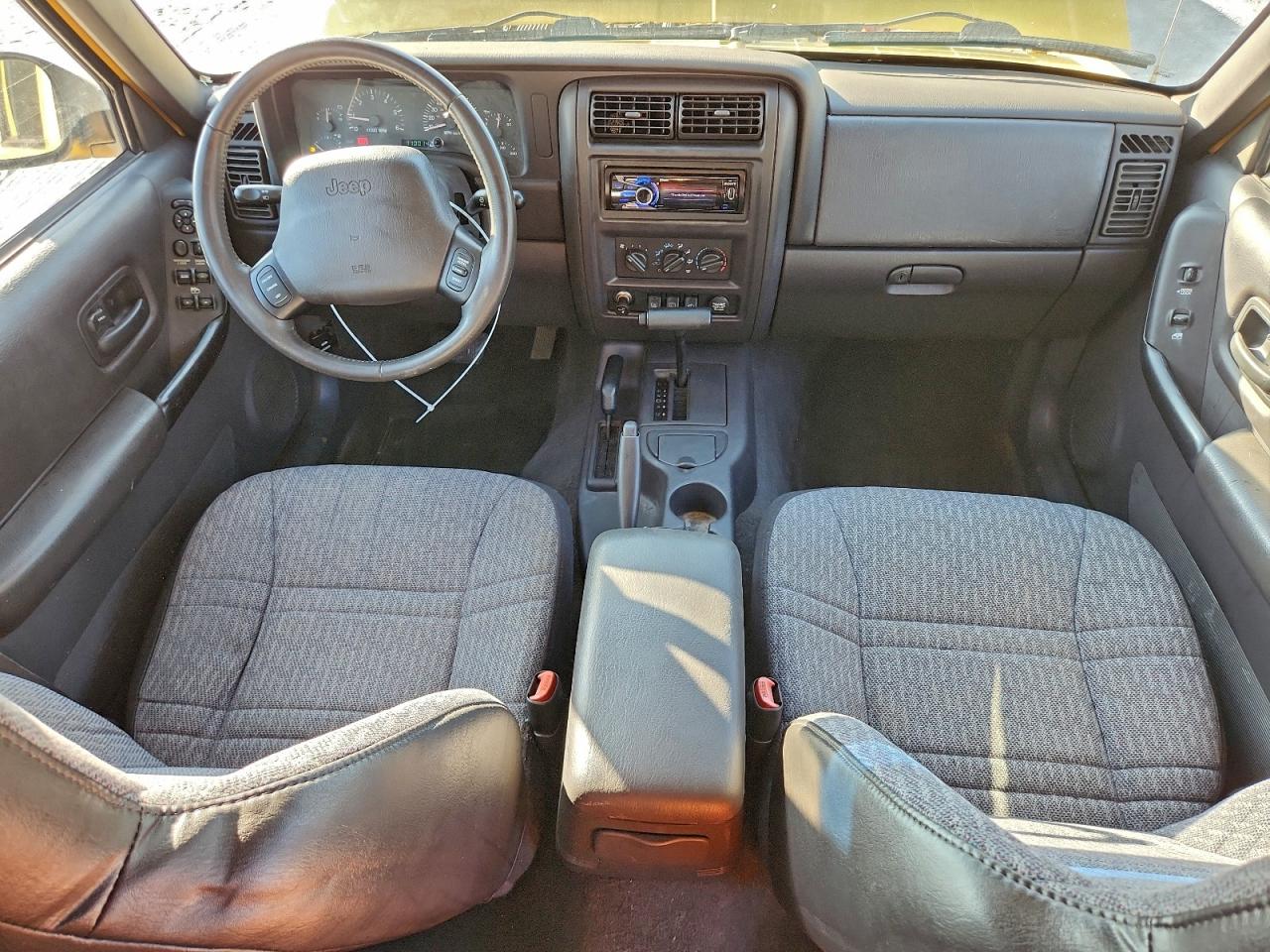 2001 Jeep Cherokee Sport VIN: 1J4FF48S61L585845 Lot: 94385795