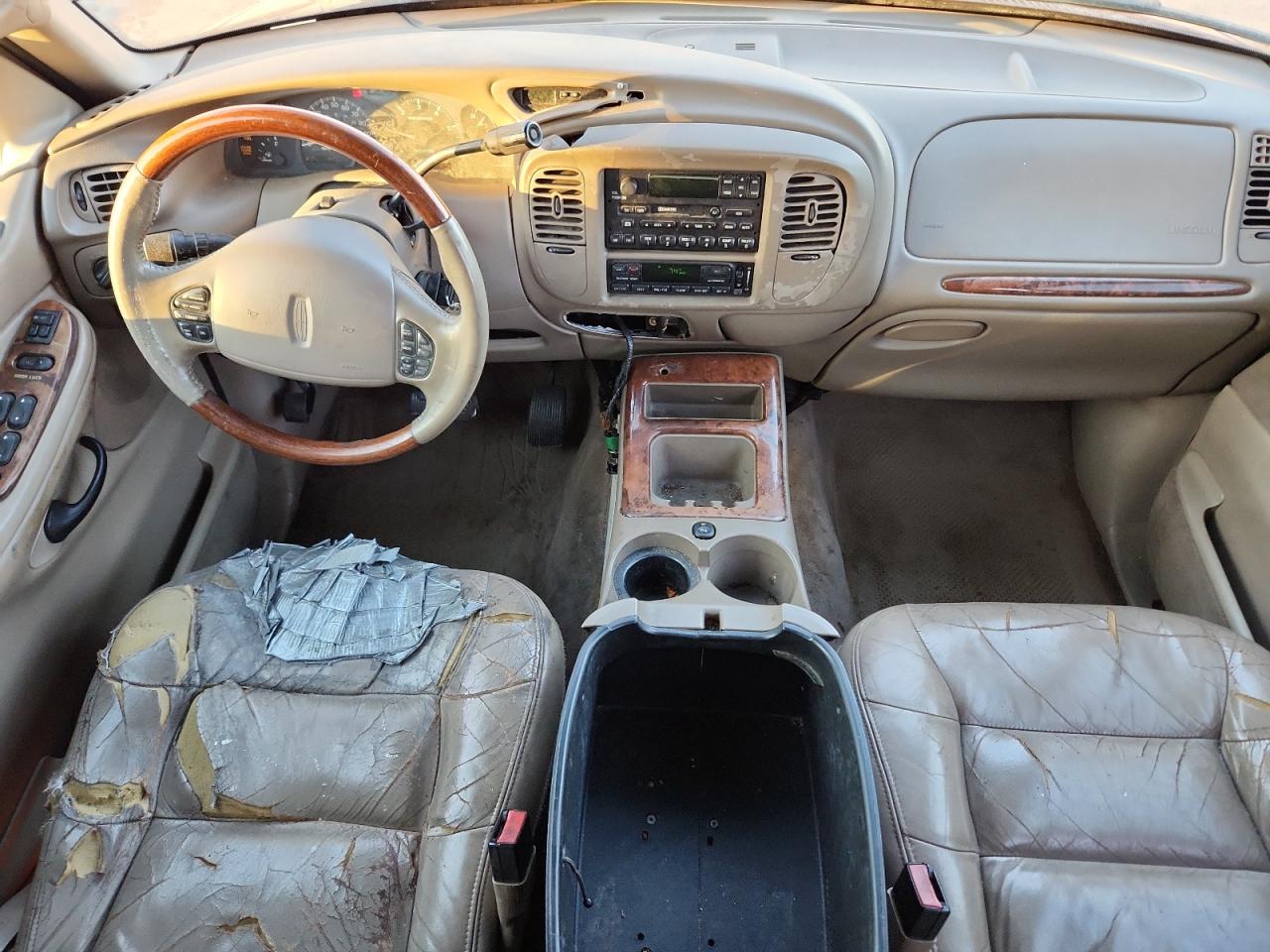 2001 Lincoln Navigator VIN: 5LMEU27A21LJ07189 Lot: 93109925