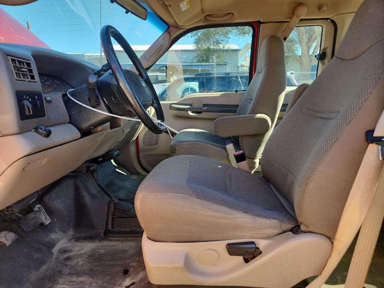 2003 Ford F250 Super Duty VIN: 1FTNX21L93EA56435 Lot: 90433845