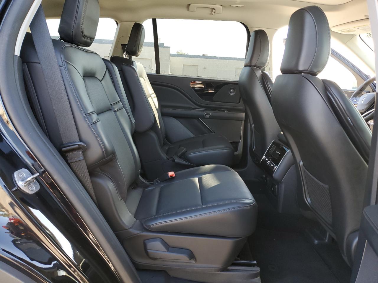 2025 Lincoln Aviator VIN: 5LM5J6WC5SGL16231 Lot: 92017055