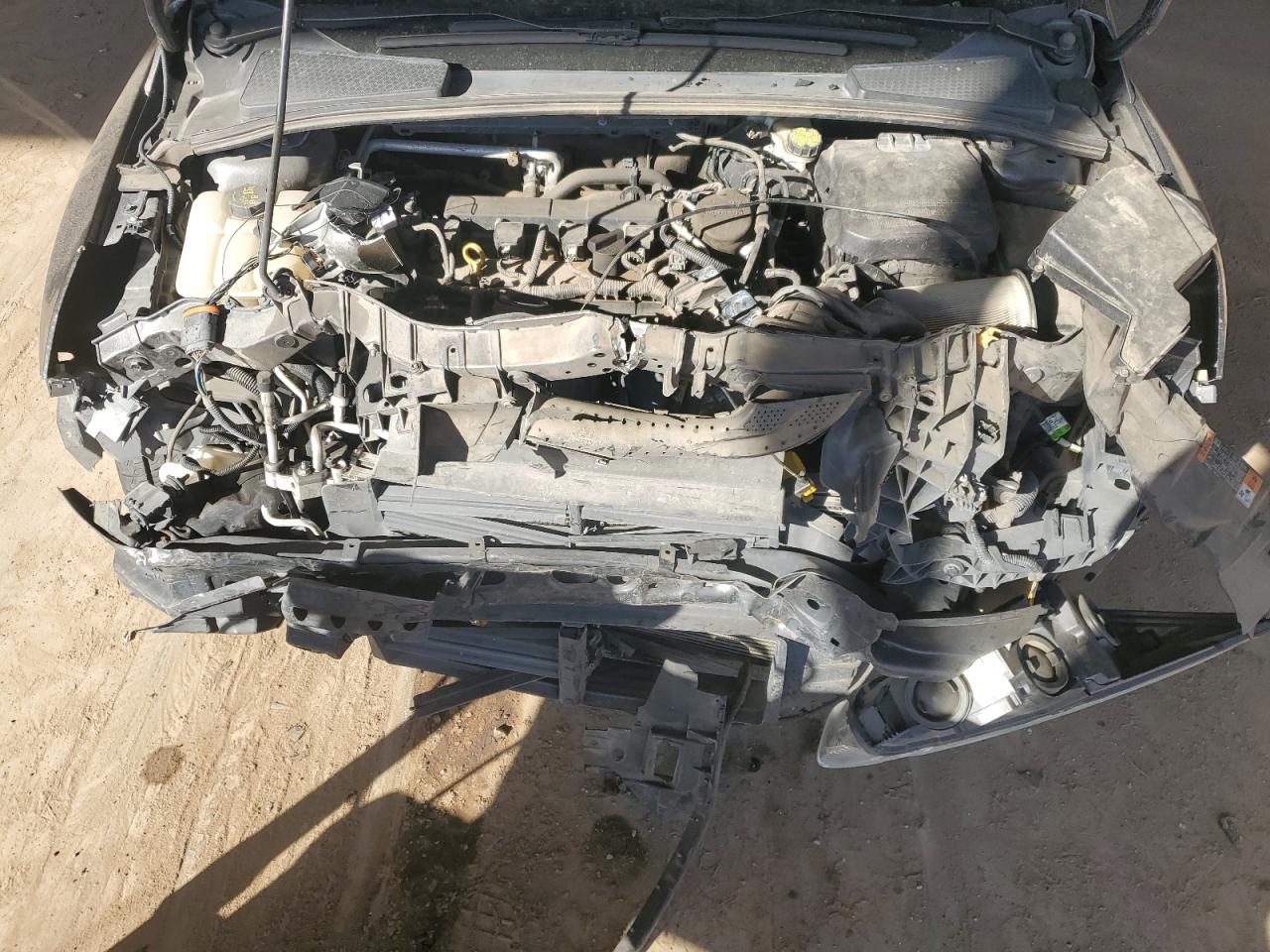 2015 Ford Focus Se VIN: 1FADP3K2XFL285221 Lot: 91163875