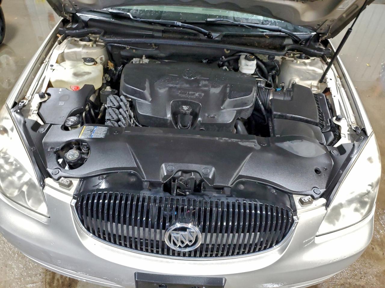 2008 Buick Lucerne Cxl VIN: 1G4HD57288U209806 Lot: 93542065