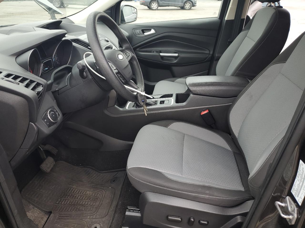 2017 Ford Escape Se VIN: 1FMCU9G95HUD76753 Lot: 93083135