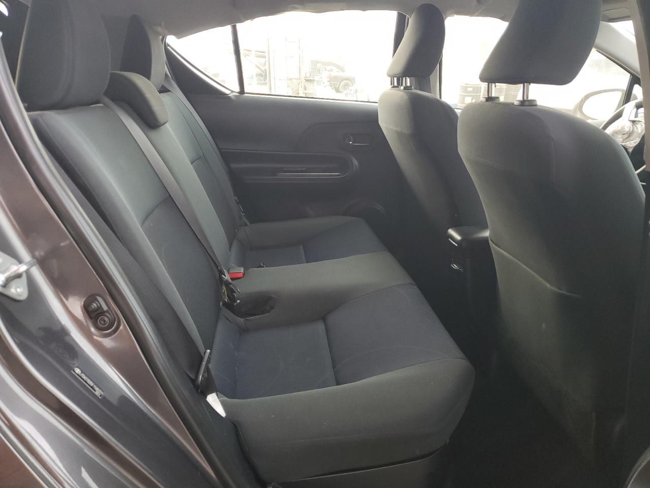 2015 Toyota Prius C VIN: JTDKDTB35F1580371 Lot: 92490775