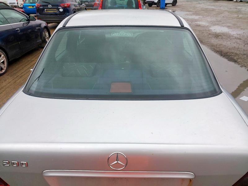 2000 MERCEDES C200 SPORT AUTO 