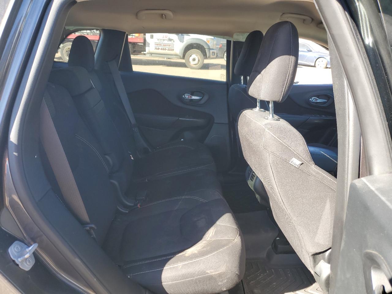 2016 Jeep Cherokee Latitude VIN: 1C4PJMCS7GW119686 Lot: 91463745