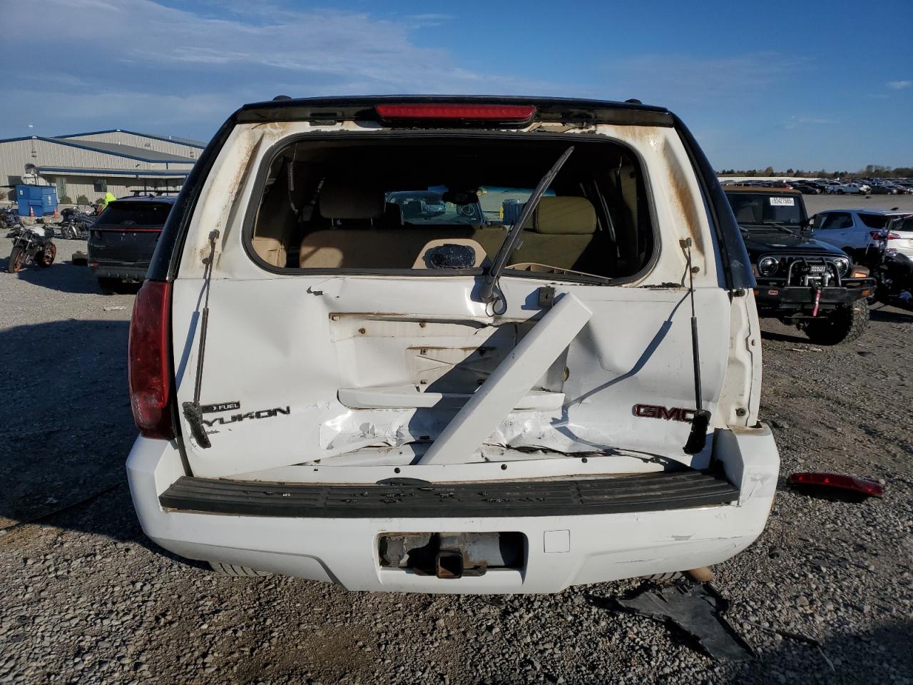 2007 GMC Yukon VIN: 1GKFK13077R249542 Lot: 92303025