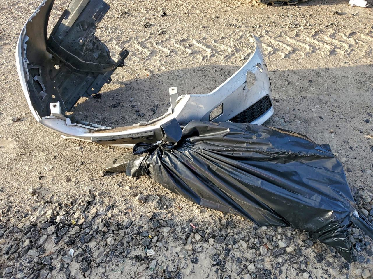 2018 Nissan Sentra S VIN: 3N1AB7AP9JY276822 Lot: 93421435