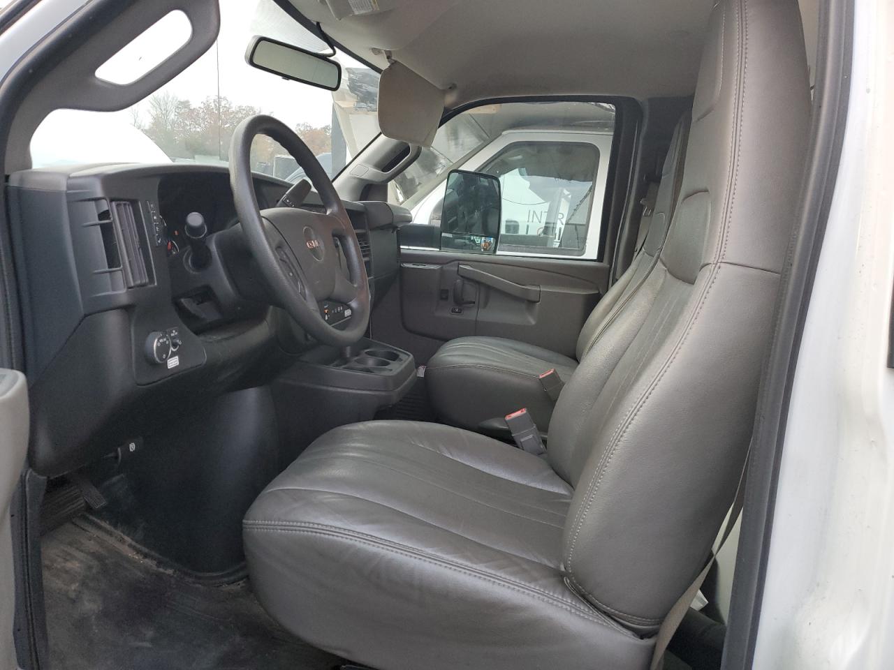 2023 GMC Savana Cutaway G3500 VIN: 7GZ37TC72PN008703 Lot: 93209355