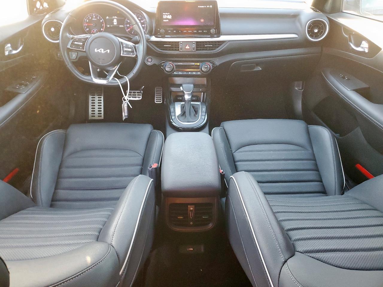 2024 Kia Forte Gt Line VIN: 3KPF54ADXRE737120 Lot: 92301165