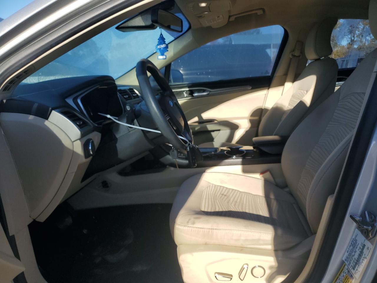 2016 Ford Fusion Se VIN: 3FA6P0HD9GR268929 Lot: 90920645