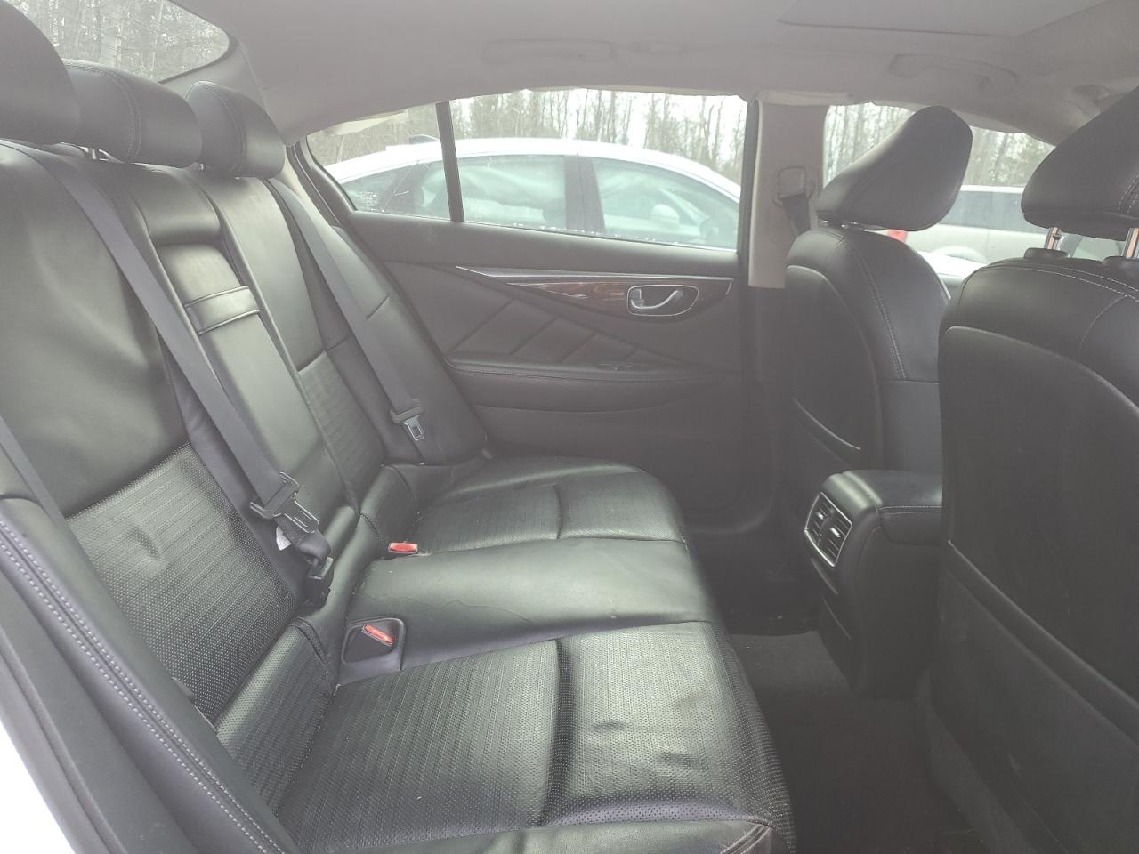 2017 Infiniti Q50 Premium VIN: JN1EV7AR3HM831447 Lot: 92401255